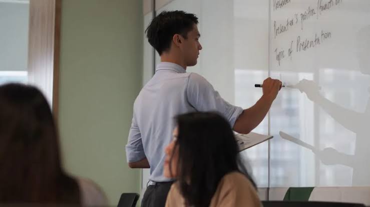 Dasar-dasar Balajar Bahasa Inggris Untuk Pemula